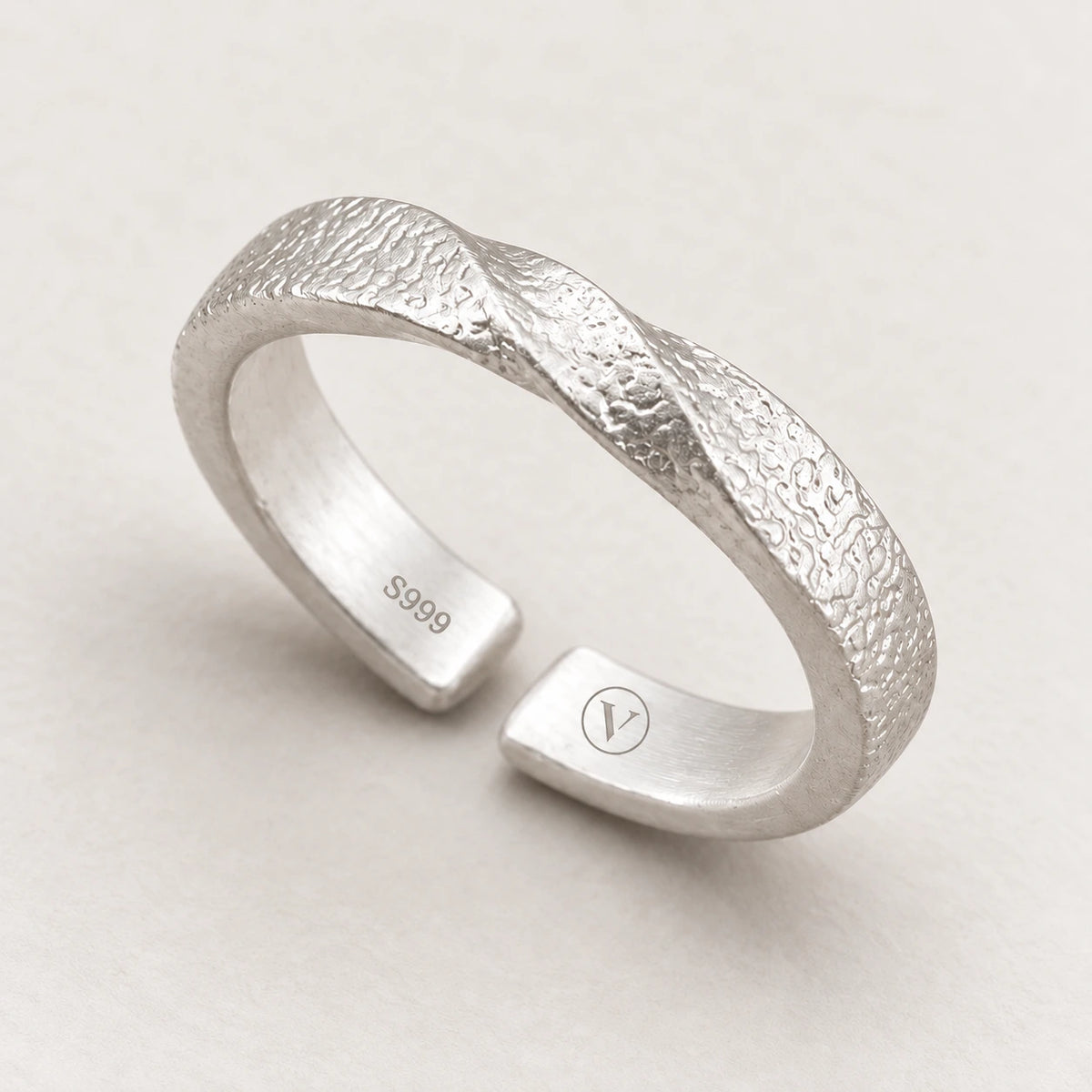 Mobius Ring