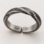 Mobius Ring