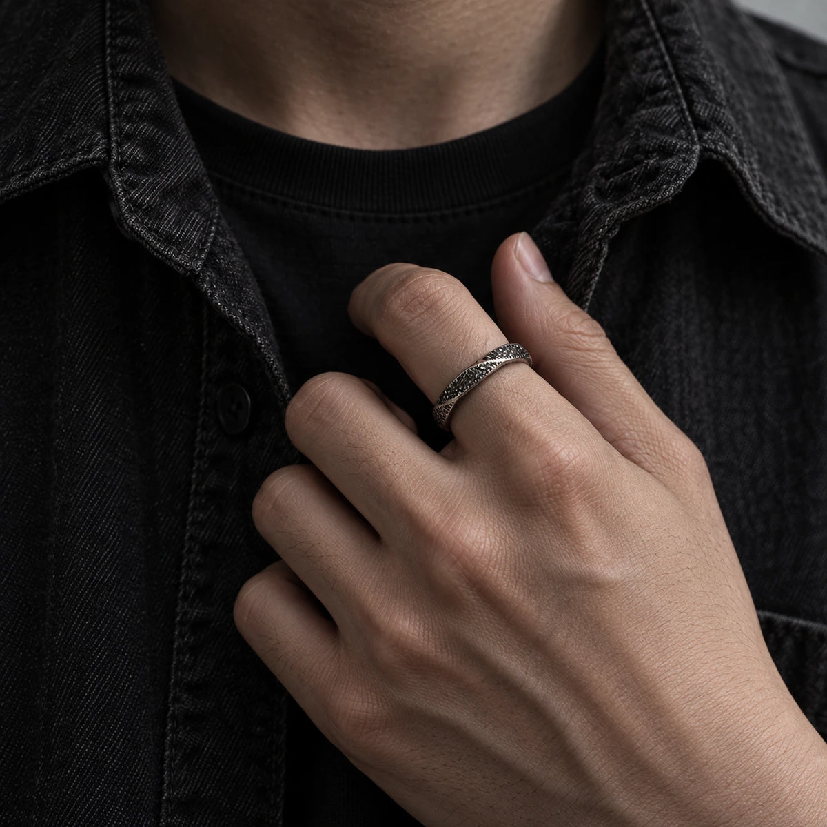 Mobius Ring