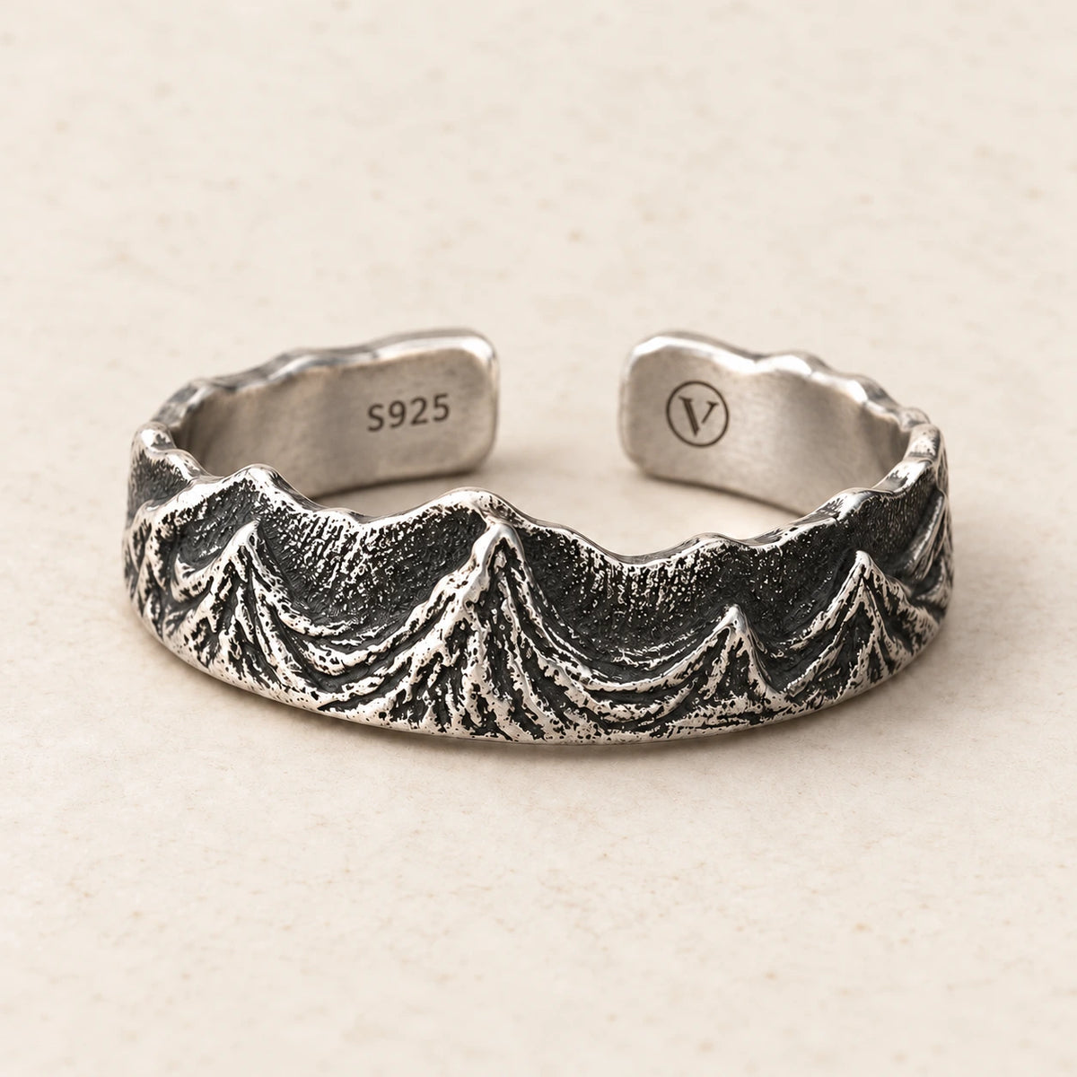 Mountain men’s ring in 925 sterling silver, with S925 and VAERN inner marks