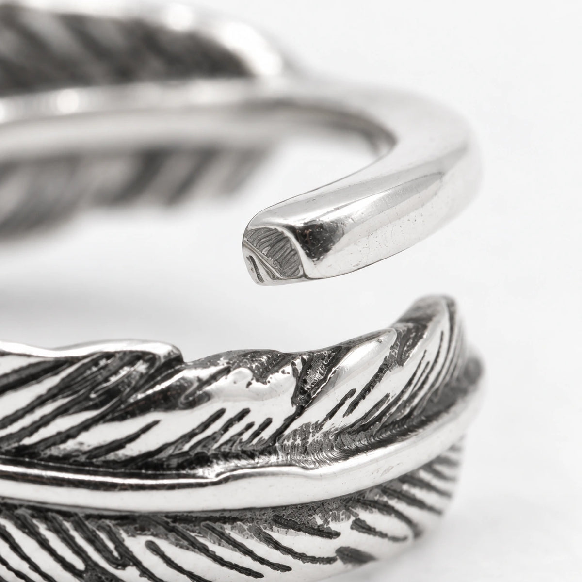 QUILL RING